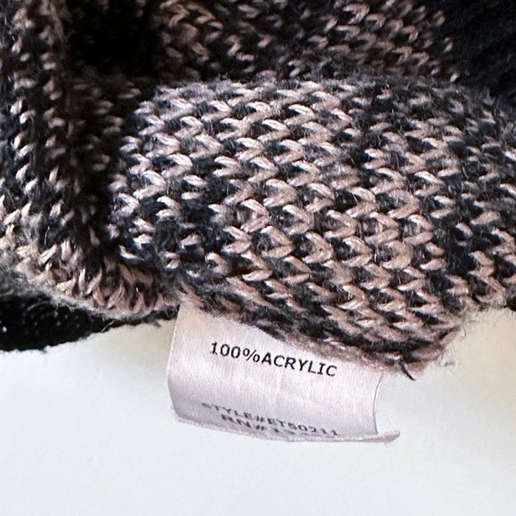 Lumiere Women's Sweater, Geometric Pattern, Size Medium - Picture 6 of 6